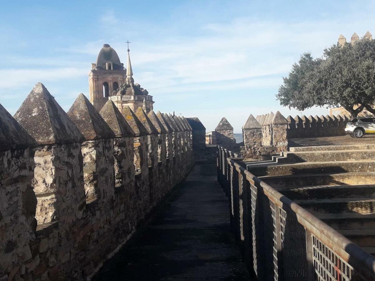 Buhardilla Rustica Mirando A Santa Catalina Διαμέρισμα Jerez De Los Caballeros Εξωτερικό φωτογραφία